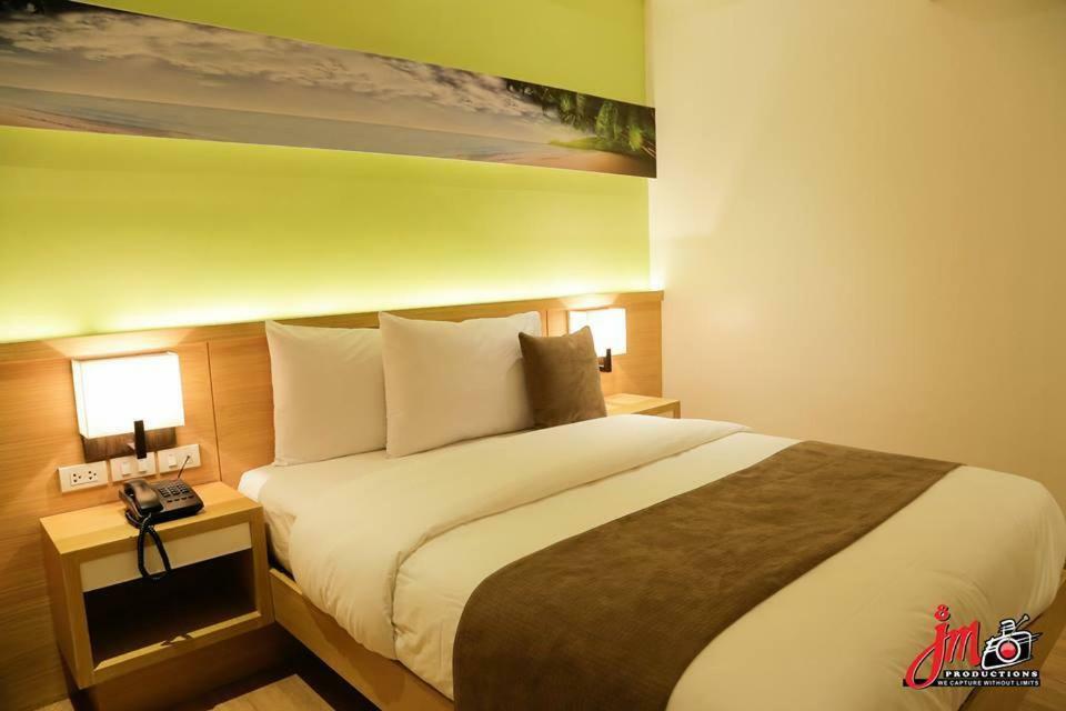 ไอโคฟ บีช โฮเต็ล Hotel โอลองกาโป ภายนอก รูปภาพ
